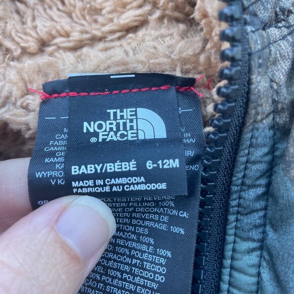 The North Face Reversible Mt Chimbo Jacket - Picture 3 of 3